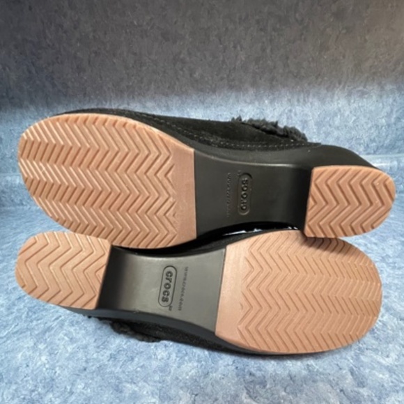 Women's Crocs Sarah Fuzzy Clogs Mules Slides - Picture 4 of 6